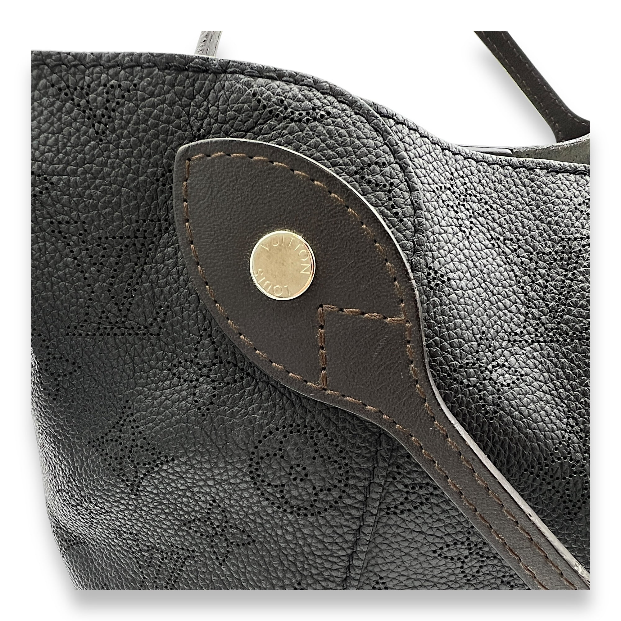 Hina Top Handle Bag Black in Mahina Leather, Silver hardware