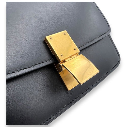 Box Shoulder Bag Mini Black in Calfskin, Gold hardware