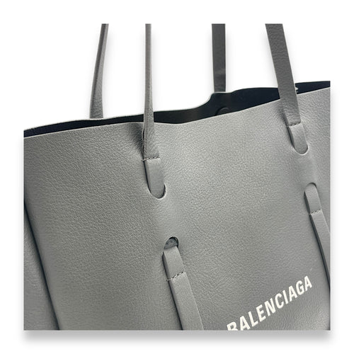 Everyday Tote Bag Grey in Calfskin, Silver hardware