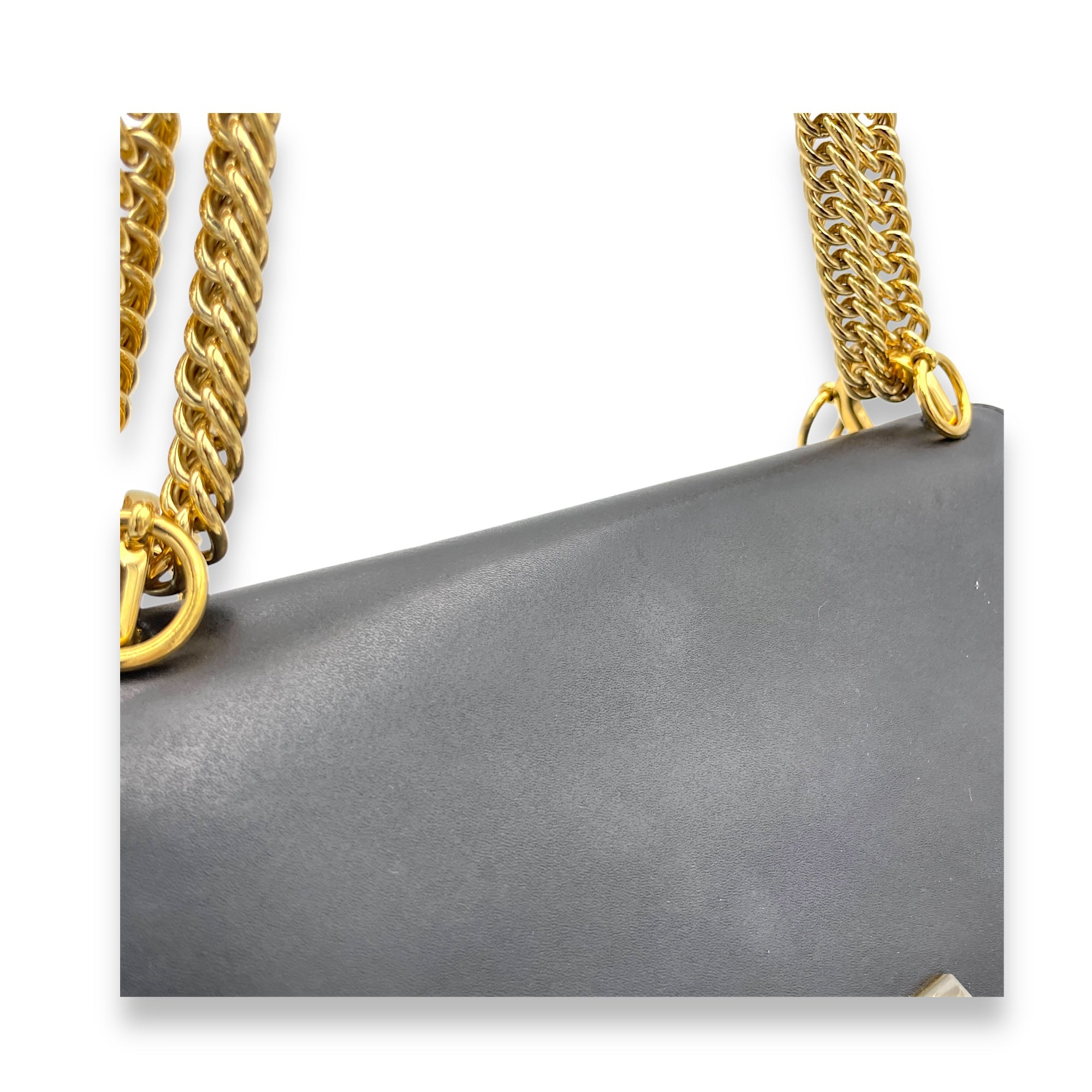 Kan I Shoulder Bag Black in Calfskin, Gold hardware