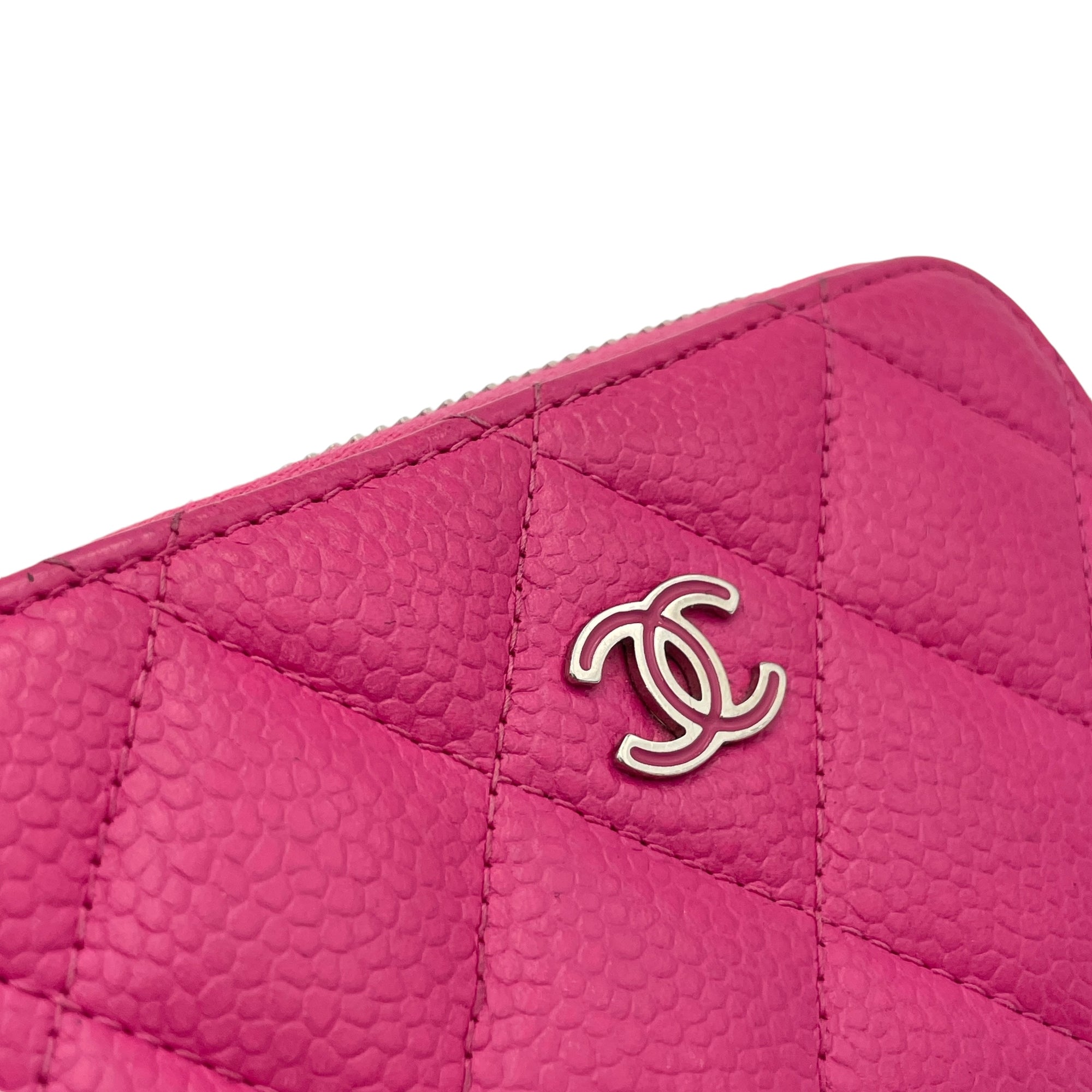 Quilted Timeless Compact Pink Wallet in Caviar Leather, Silver hardware