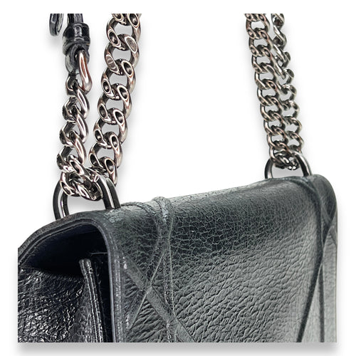 Diorama Medium Shoulder bag in Distressed leather, Silver Hardware