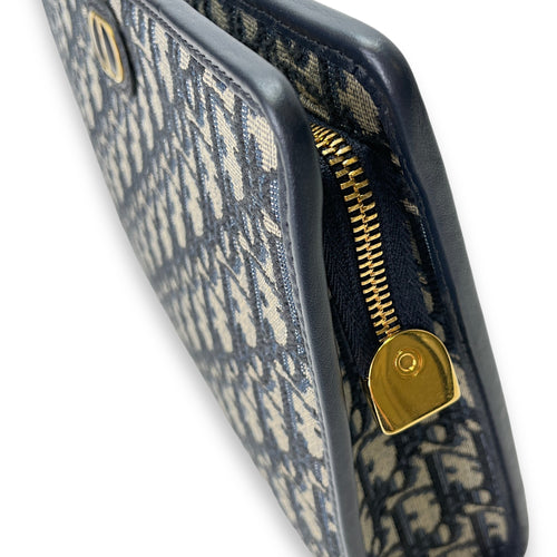 30 Montaigne  Navy Pouch in Jacquard, Gold hardware