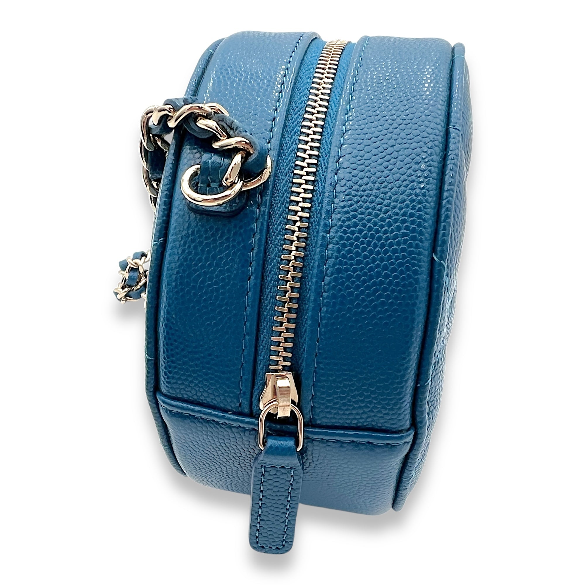 CC Quilted Pearl Crush Round Blue Crossbody Bag in Caviar Leather, Gold hardware