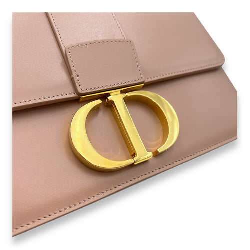 Montaigne 30 Shoulder bag in Calfskin, Gold Hardware