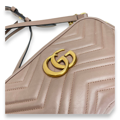 GG Marmont Small Crossbody bag in Calfskin, Gold Hardware