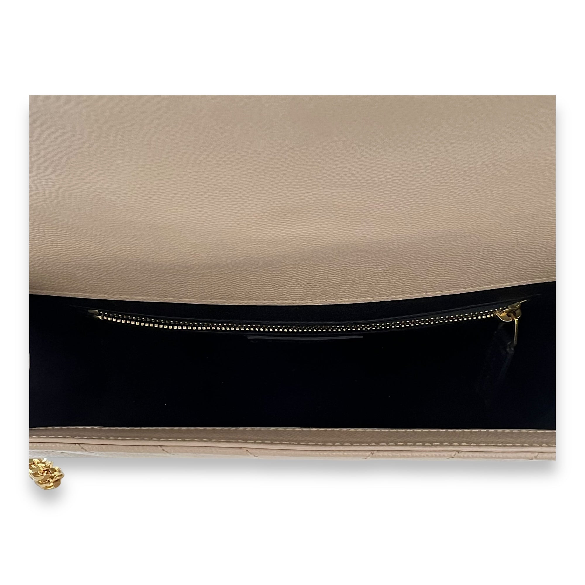 Envelope Large Beige Shoulder Bag in Caviar Leather, Gold hardware