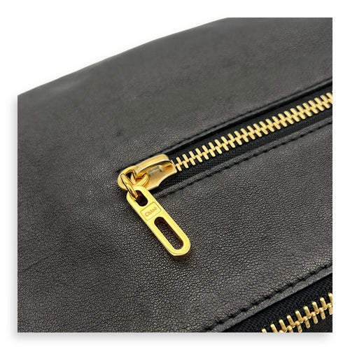 Vanessa Shoulder Bag Black in Calfskin, Gold hardware