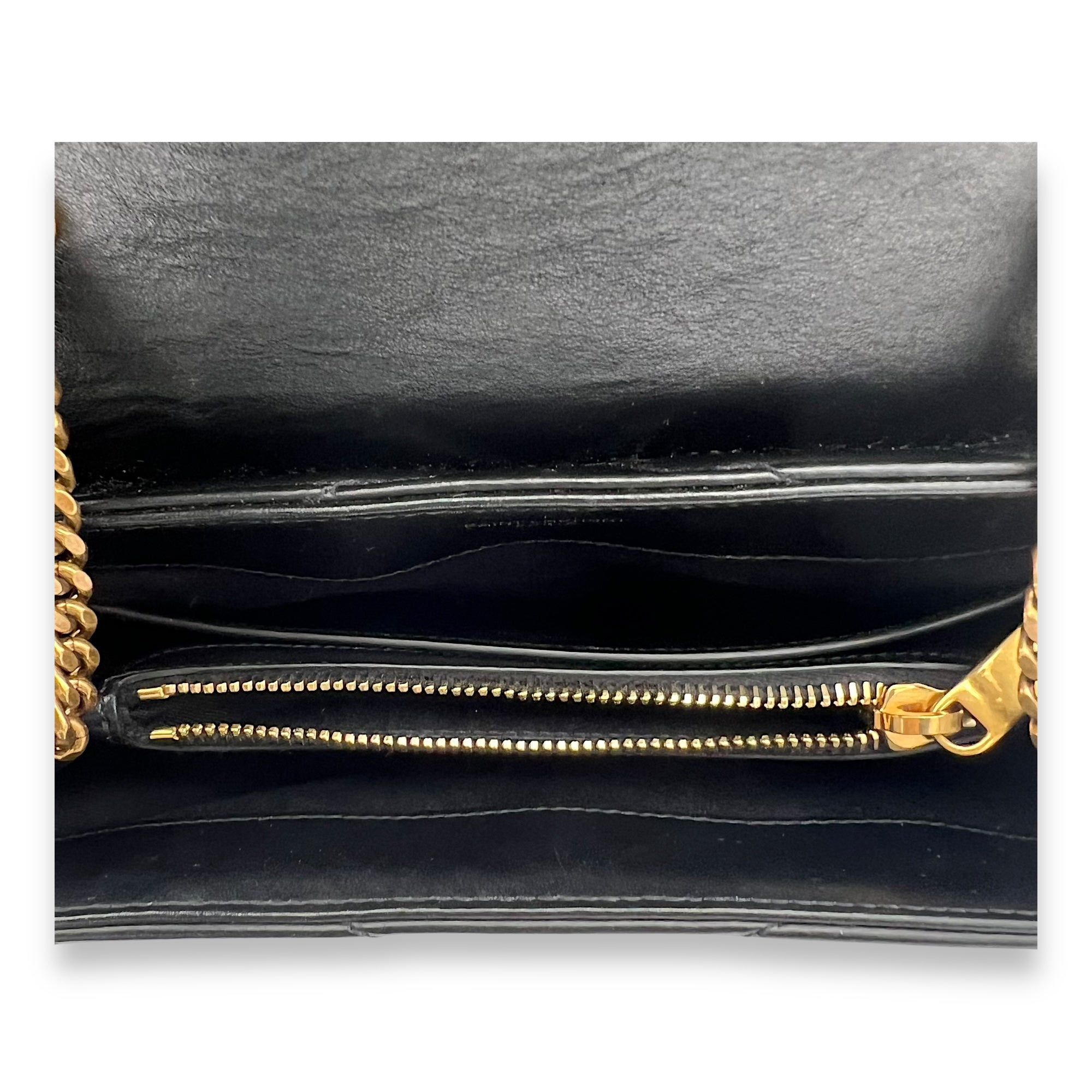 Saint Laurent Loulou Shoulder Bag Small Black in Calfskin, Gold hardware_6