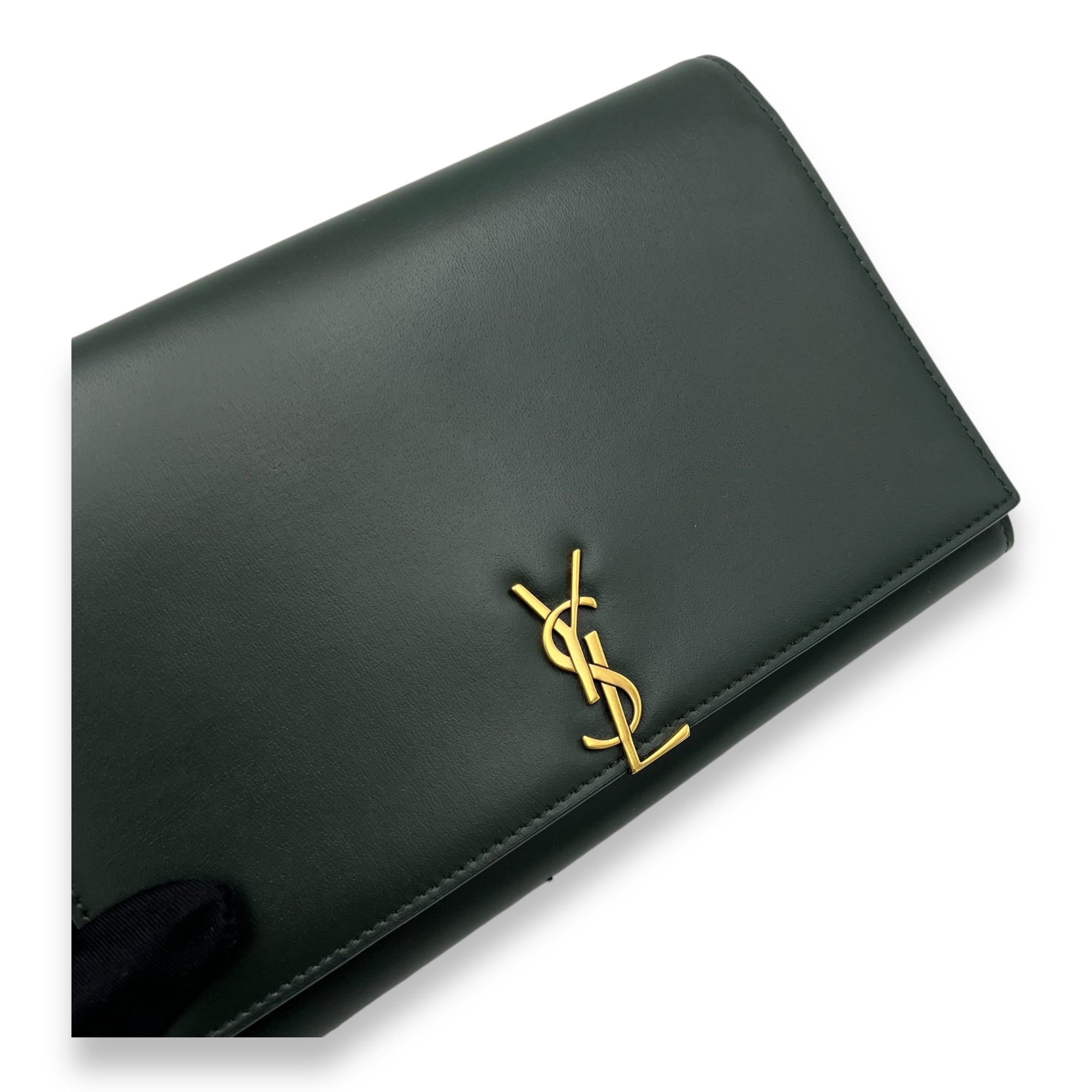 Saint Laurent Logo Wallet On Chain Green in Calfskin, Gold Saint Laurent Logo Wallet On Chain Green in Calfskin, Gold