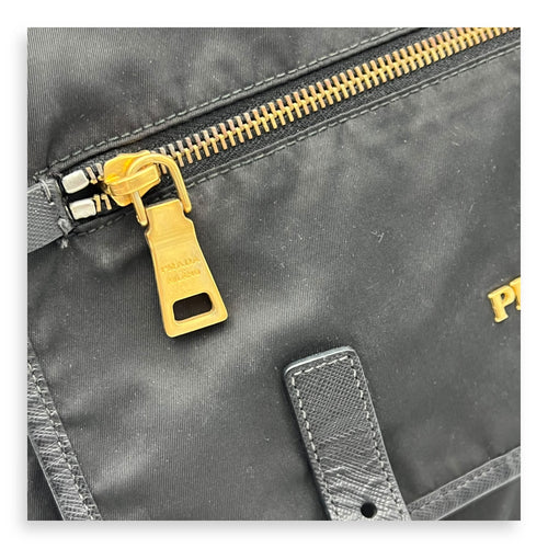 Prada Logo Messenger Black in Nylon, Gold hardware_6