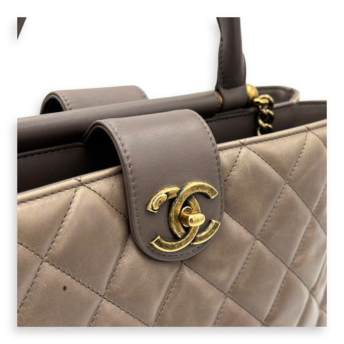 Chanel Gold Bar Beige Top Handle Bag in Calfskin, Gold hardware_6