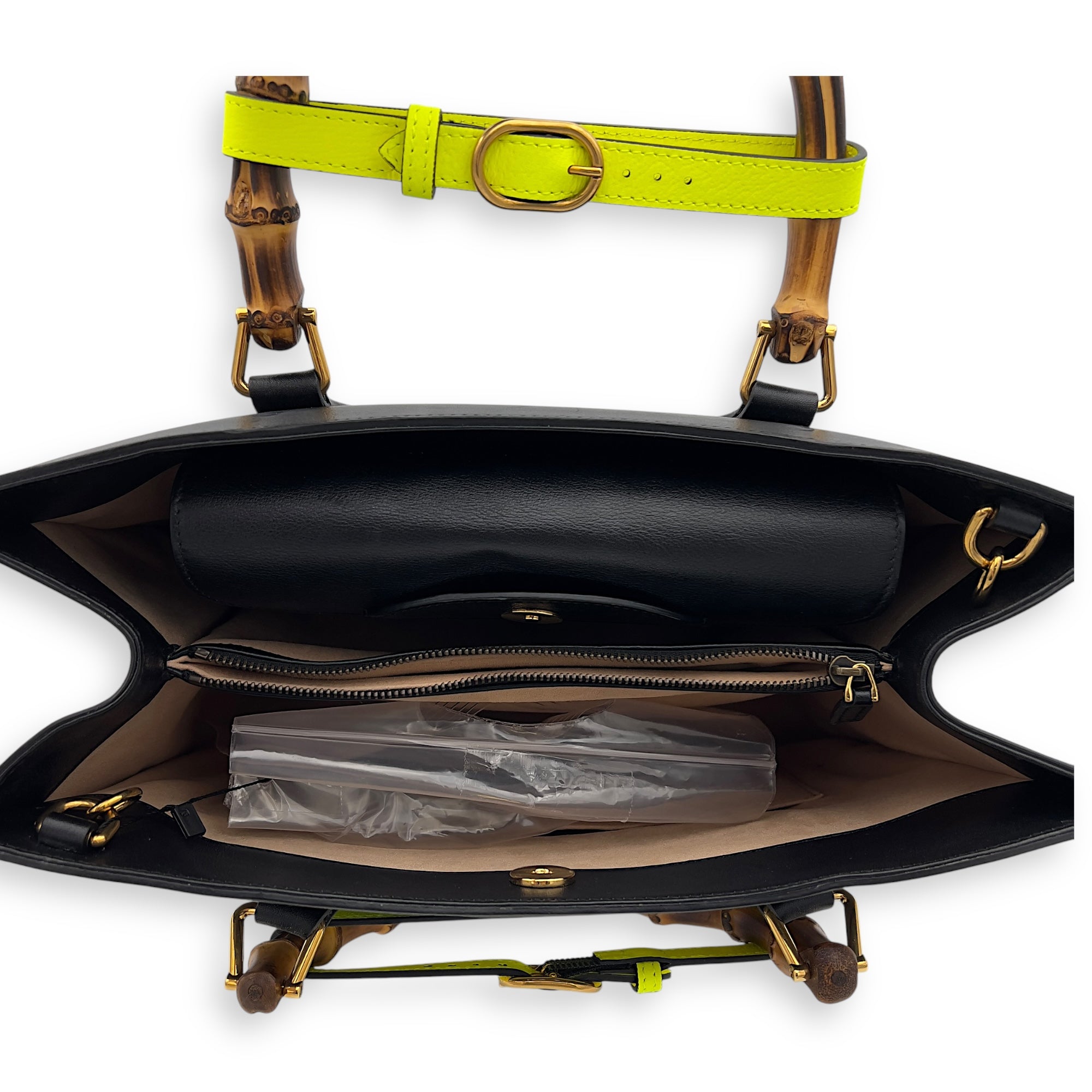 Gucci Diana Top Handle Bag Black in Calfskin, Gold hardware_6