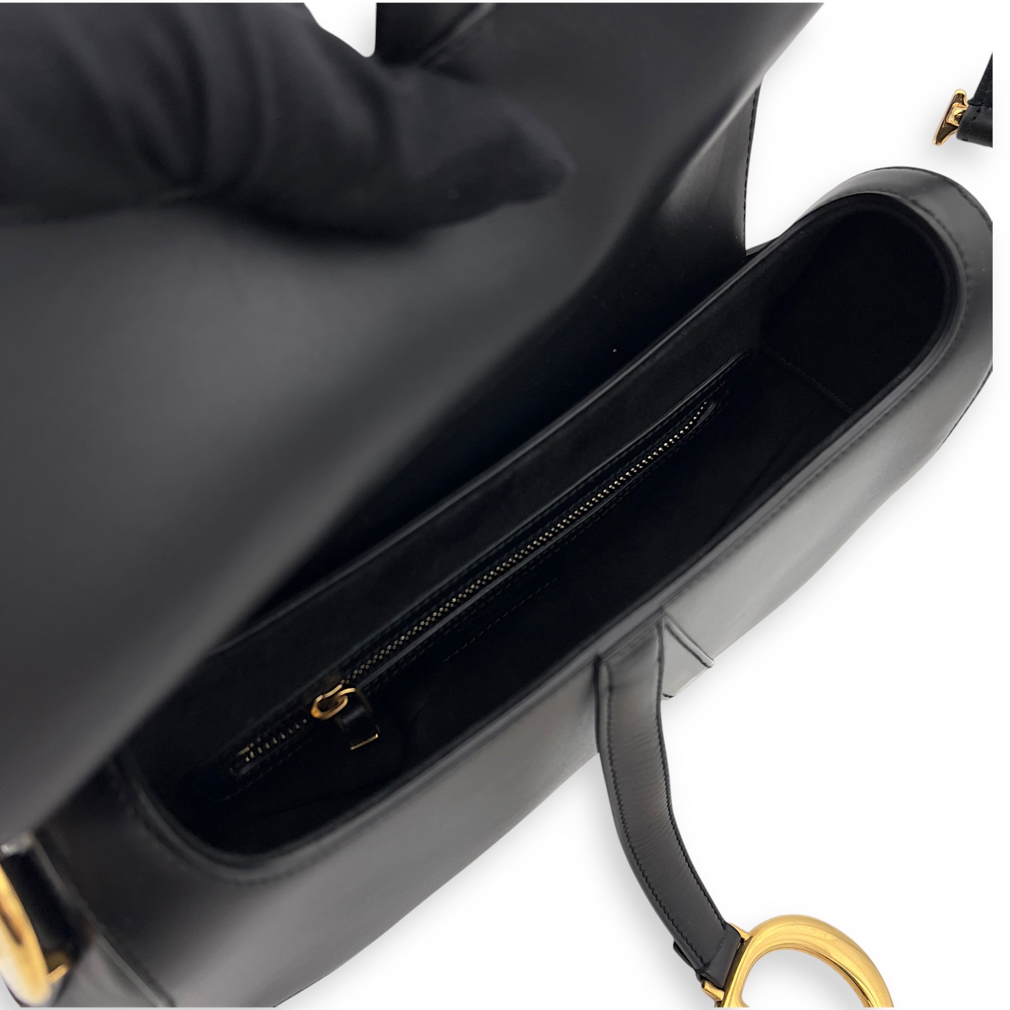 Christian Dior Saddle Shoulder Bag Black in Calfskin, Gold hardware_6