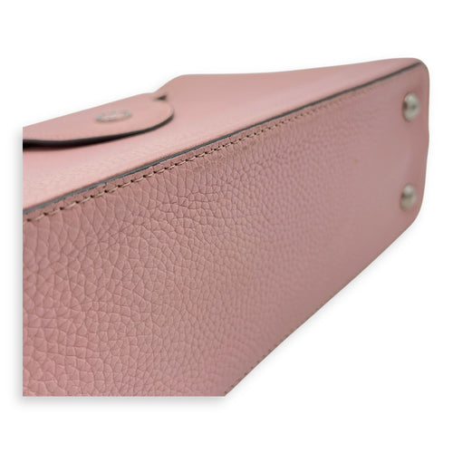 Louis Vuitton Capucines PM Pink Top Handle Bag in Taurillon Leather, Silver hardware_5