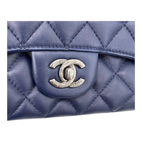 Chanel Chain Flap Blue Crossbody Bag in Lambskin, Ruthenium hardware_10