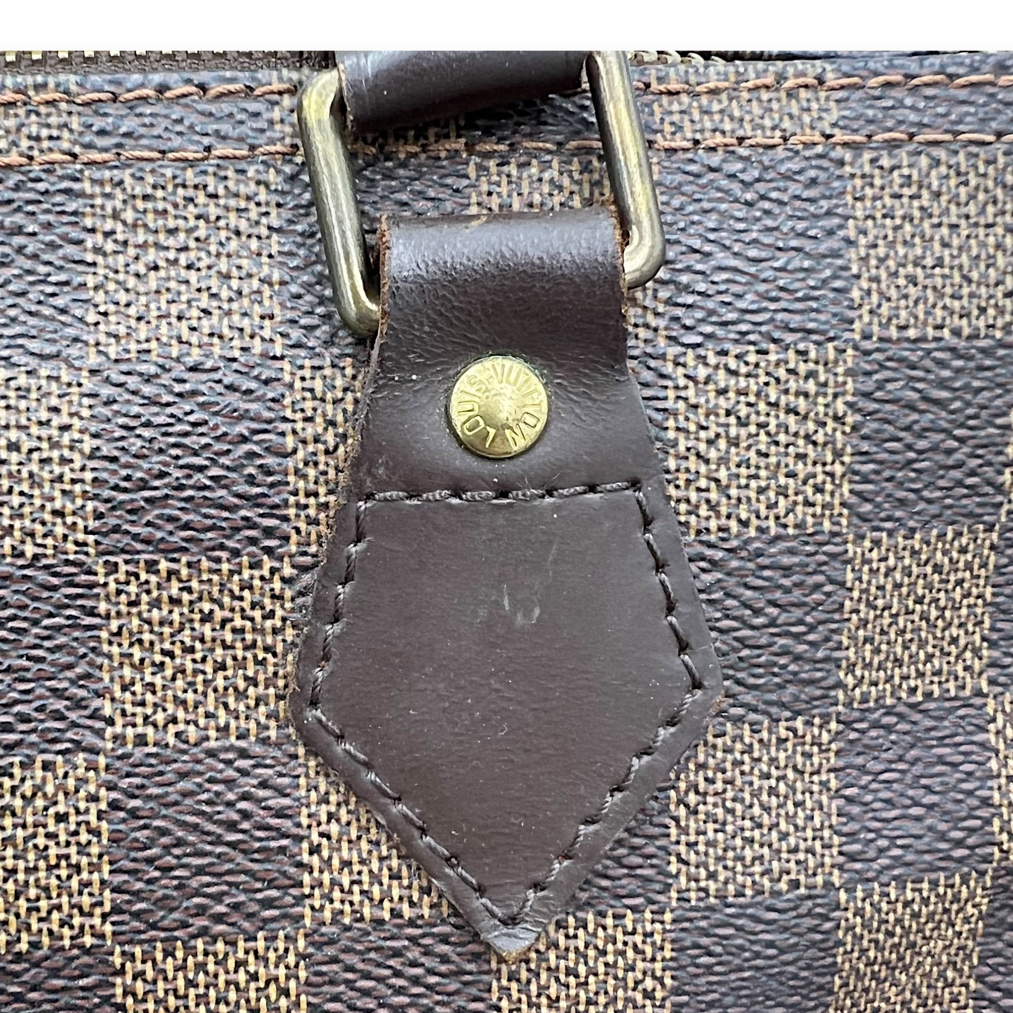 Louis Vuitton Speedy Top Handle Bag 35 Damier Ebene in Coated Canvas, Gold hardware_8