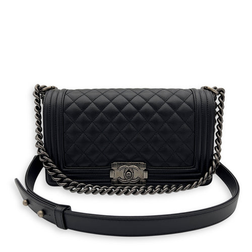 Chanel Boy Shoulder Bag Black in Caviar Leather, Ruthenium hardware_9