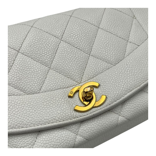 Chanel Diana Shoulder Bag White in Caviar Leather, Gold hardware_6