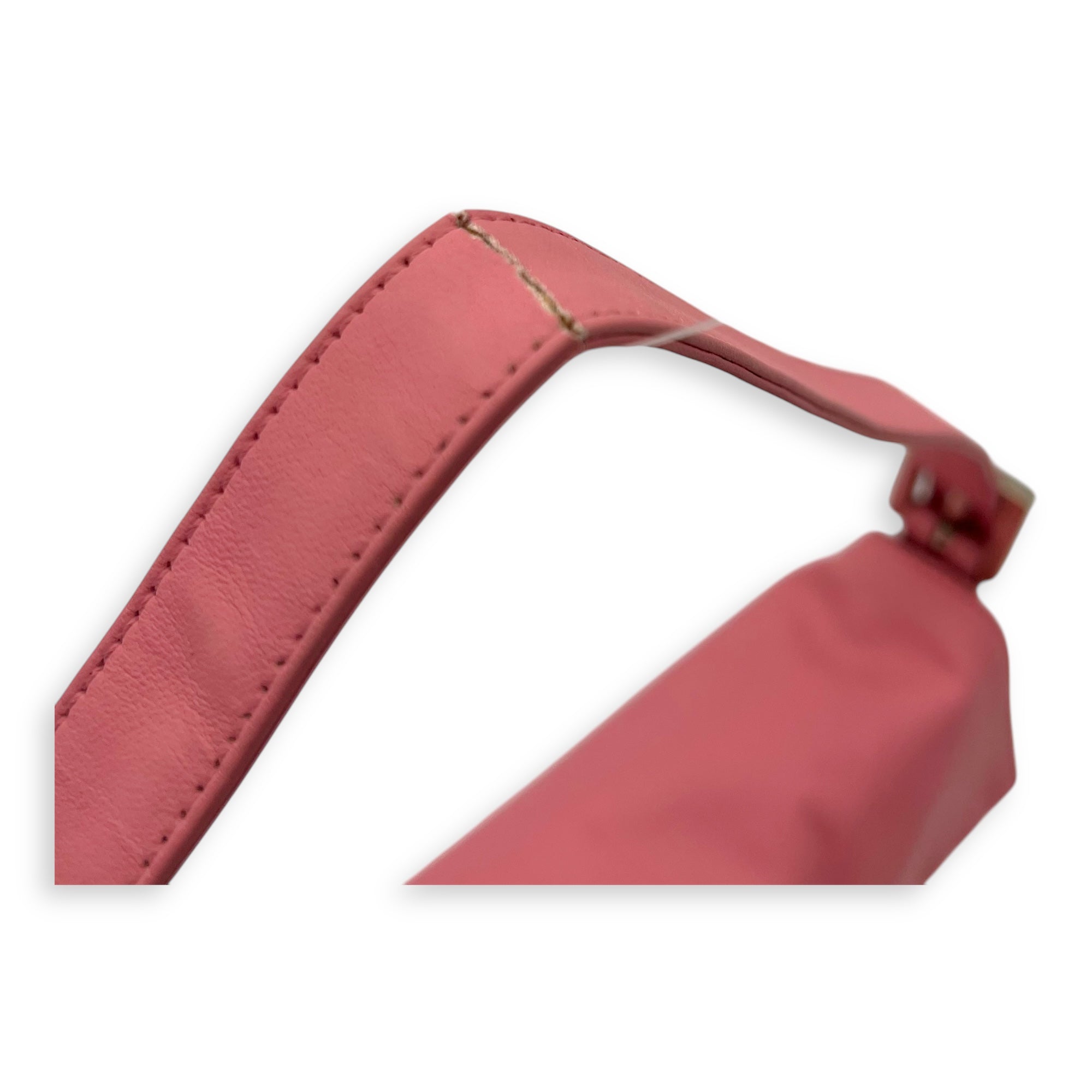 Fendi Baguette Shoulder Bag Pink in Calfskin, Silver hardware_6