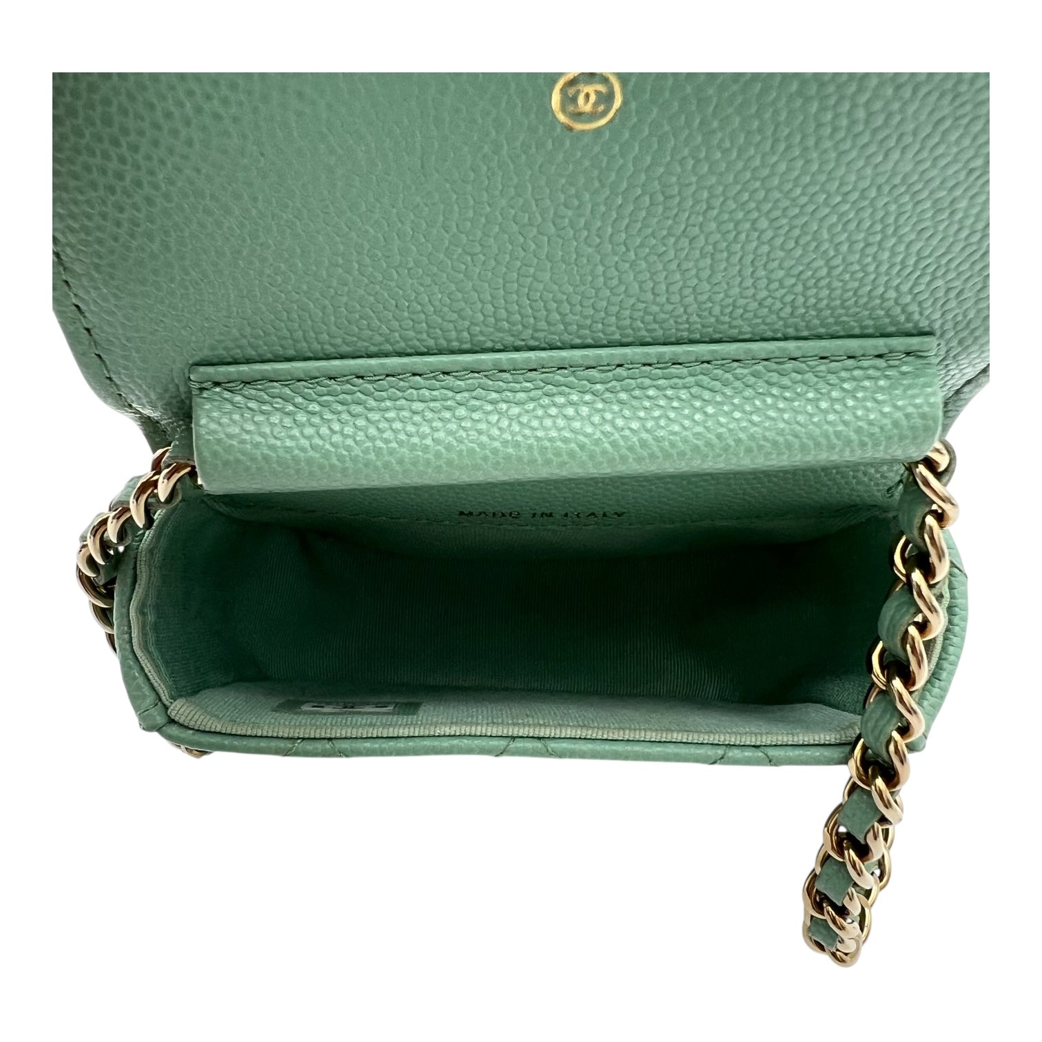 Chanel CC Green Card Wallet Crossbody in Caviar Leather, Gold hardware_6