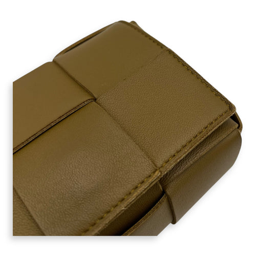 Bottega Veneta Intrecciato Crossbody Bag Mini Brown in Calfskin, Gold hardware_6