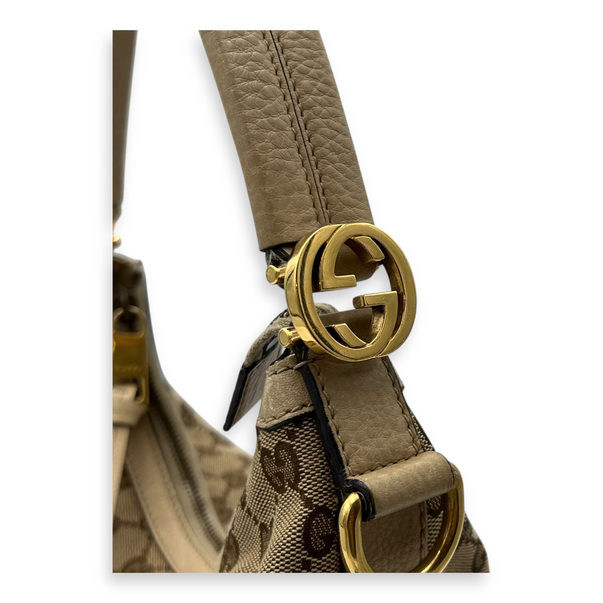 Gucci GG Shoulder Bag Beige in Canvas, Gold hardware_6