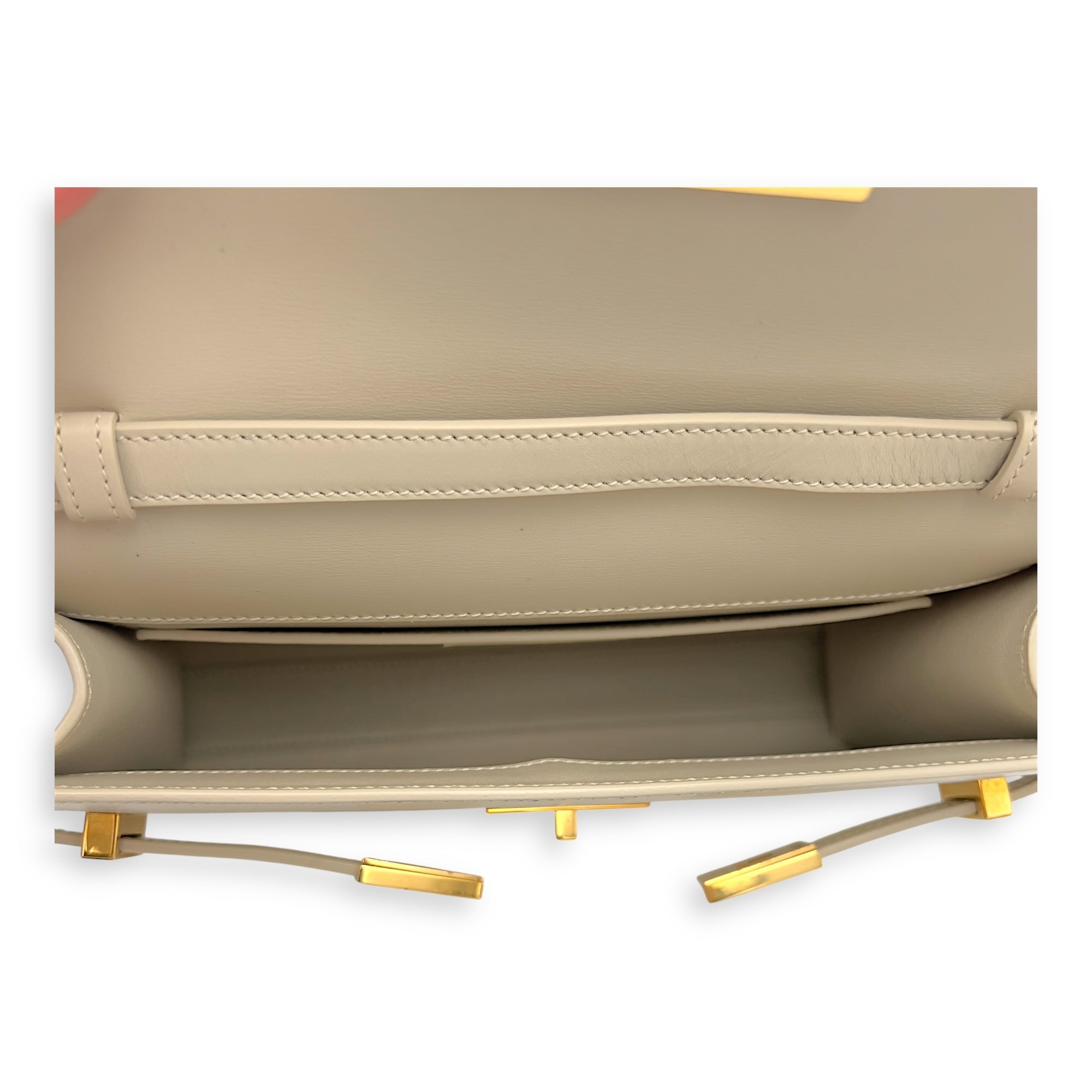 Saint Laurent Manhattan Shoulder Bag White in Calfskin, Gold hardware_6