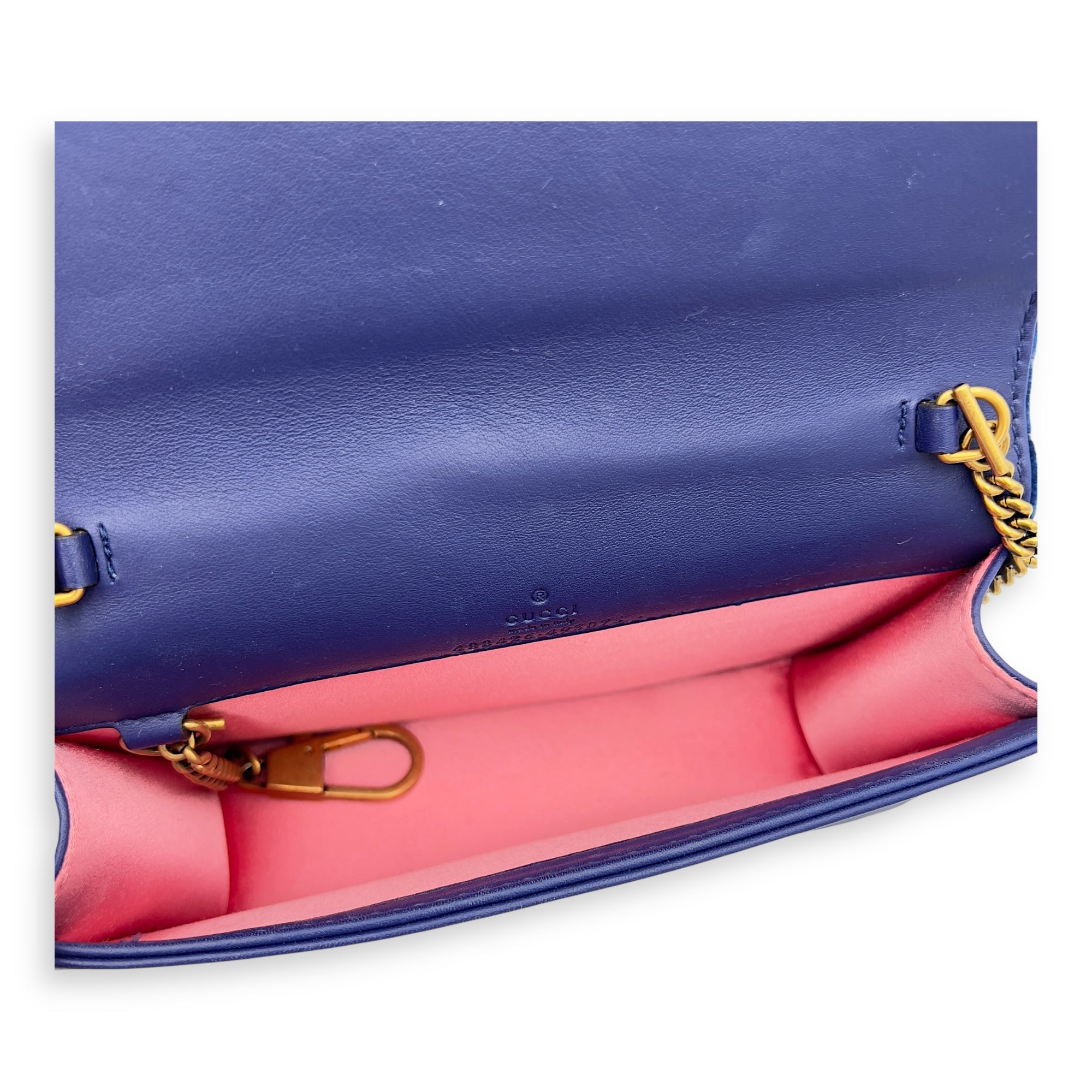 Gucci GG Marmont Mini Blue Crossbody Bag in Velvet, Gold hardware_3