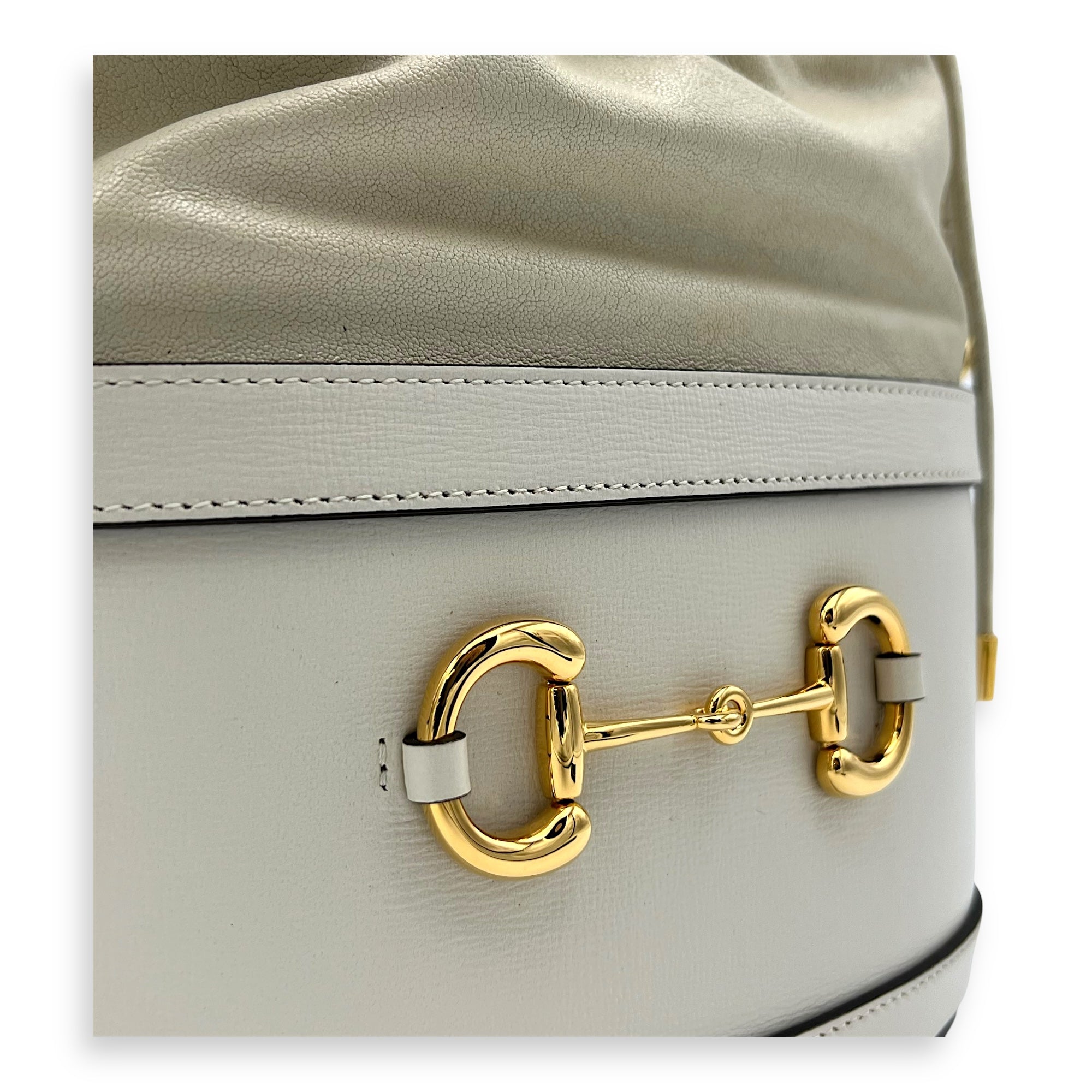 Gucci Horsebit 1955 White Bucket Bag in Calfskin, Gold hardware_6