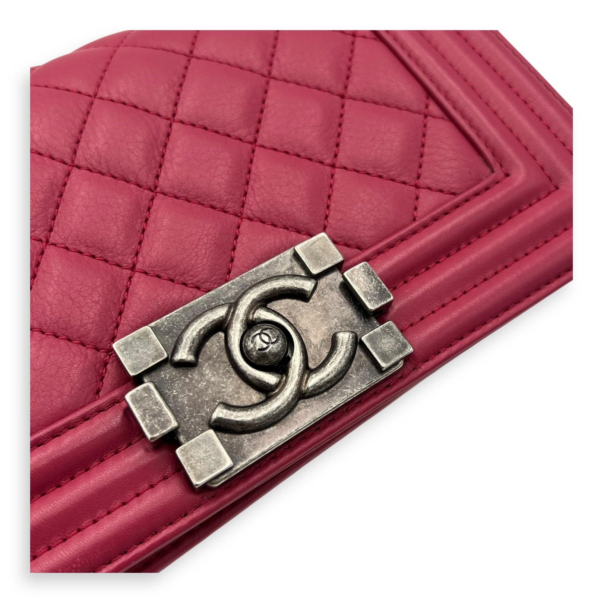 Chanel Boy Shoulder Bag Pink in Calfskin, Ruthenium hardware_6