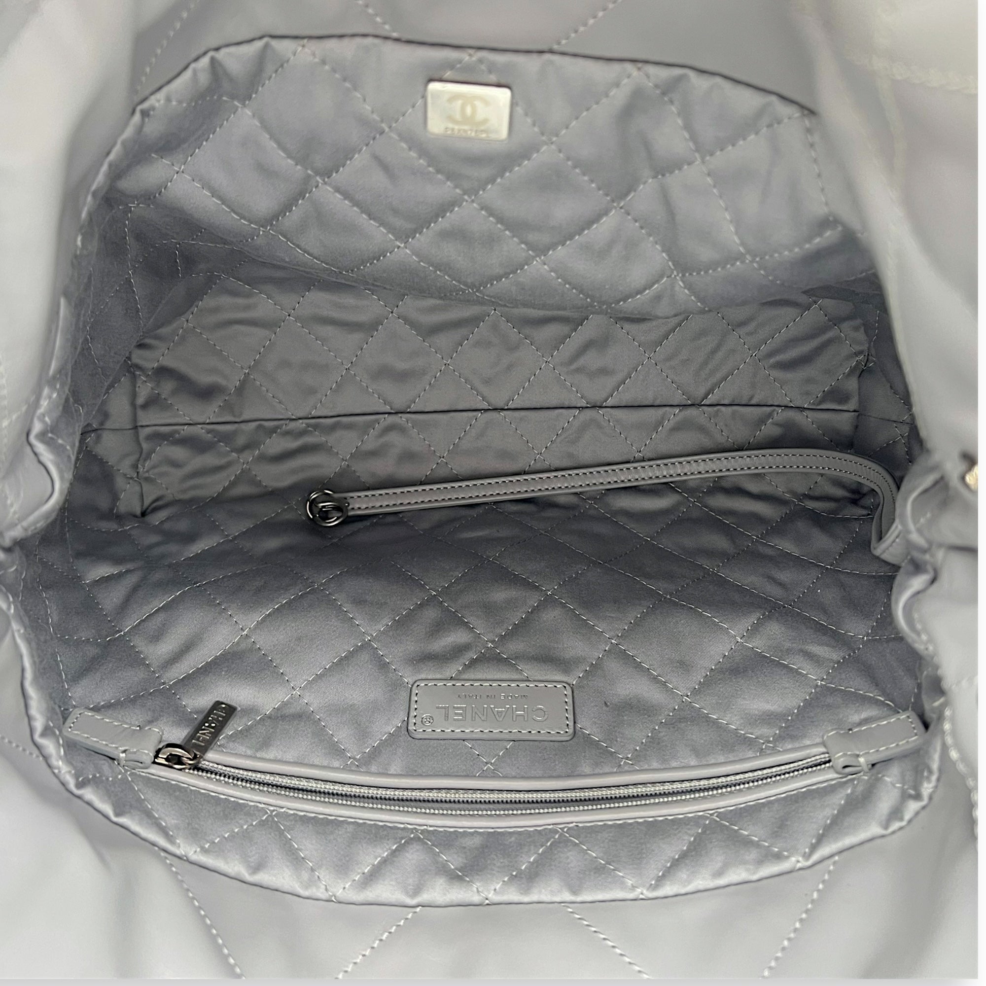 Chanel 22 Tote Bag Grey in Calfskin, Silver hardware_6