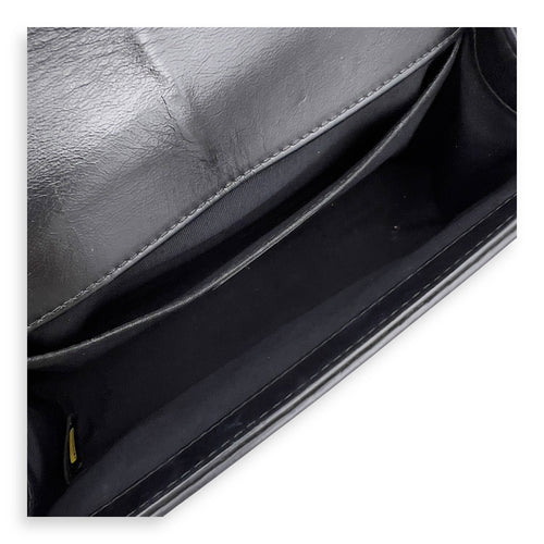 Chanel Boy Medium Black Shoulder Bag in Calfskin, Ruthenium hardware_6
