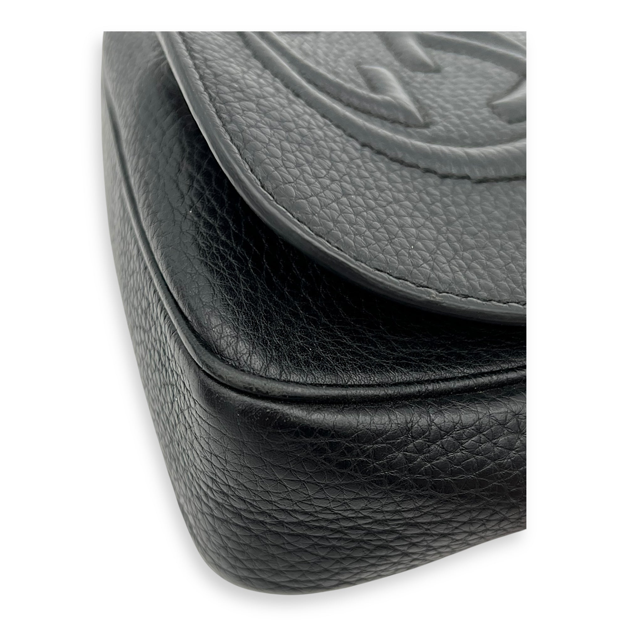 Gucci Soho Crossbody Bag Black in Calfskin, Gold hardware_6