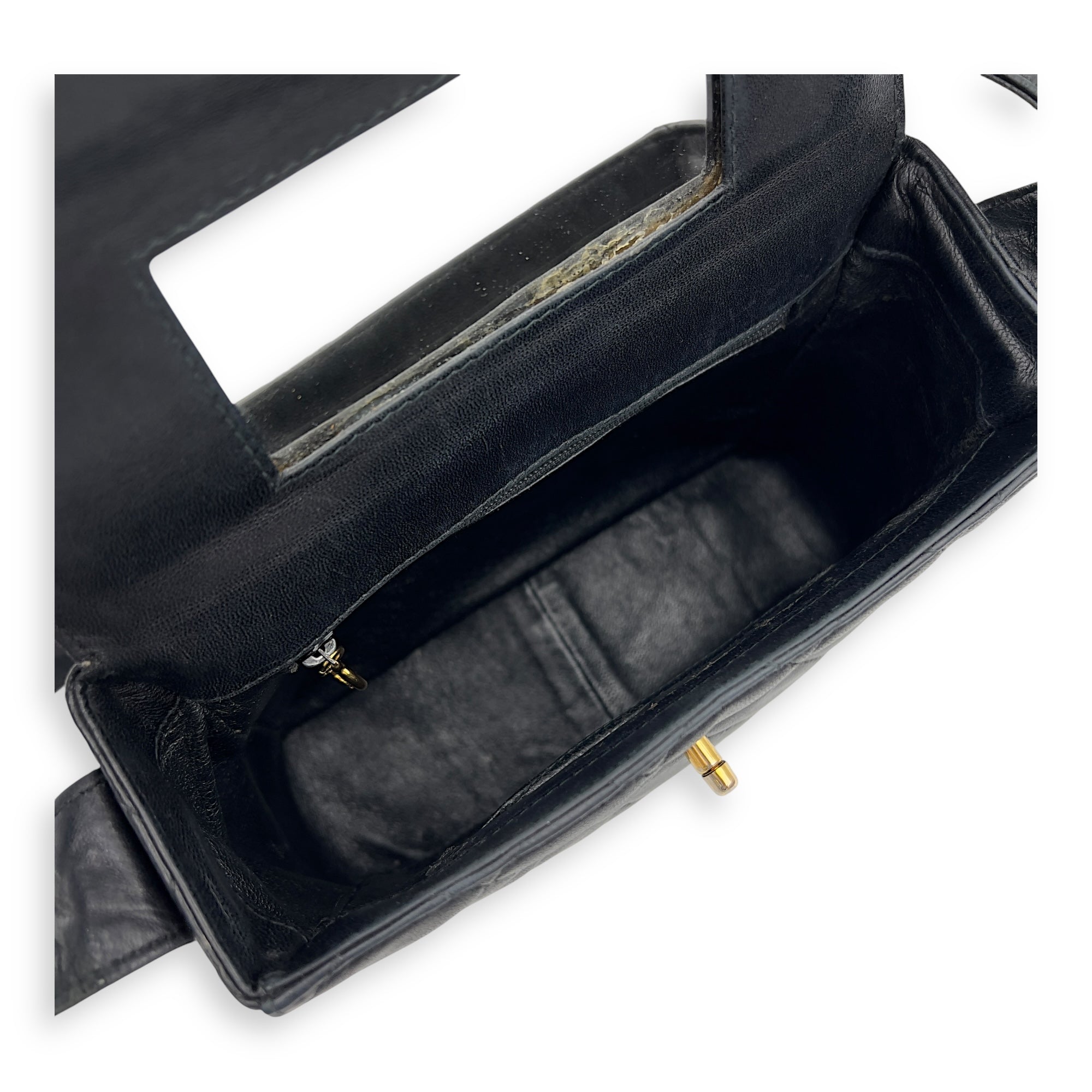 Chanel Vintage CC Shoulder Bag Black in Lambskin, Gold hardware_4