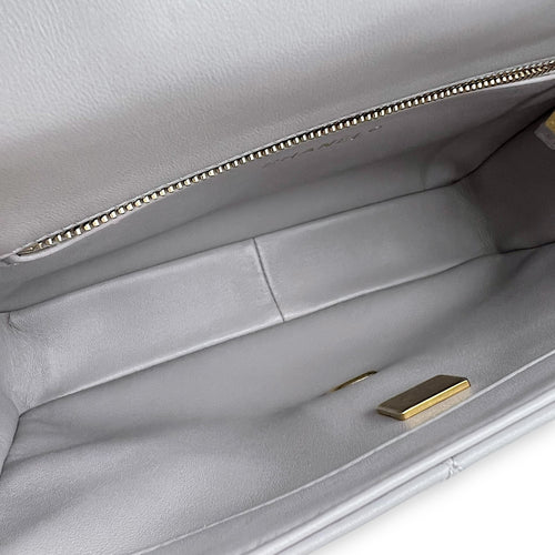 Chanel CC Quilted Grey Shoulder Bag in Lambskin, Gold hardware_6