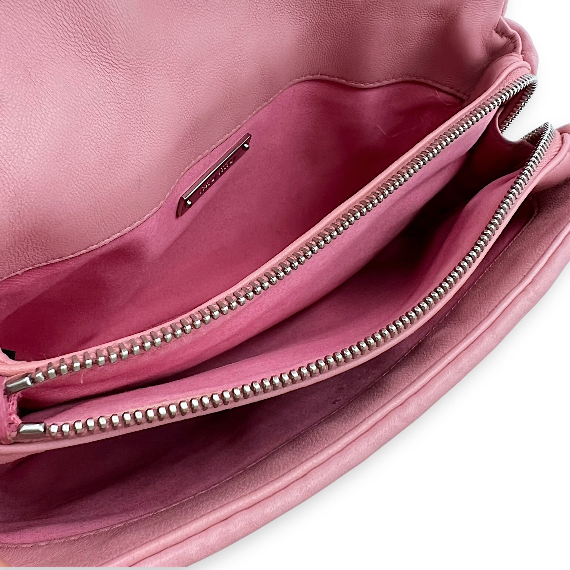 Miu Miu Matelassé Shoulder Bag Pink in Lambskin, Silver hardware_6