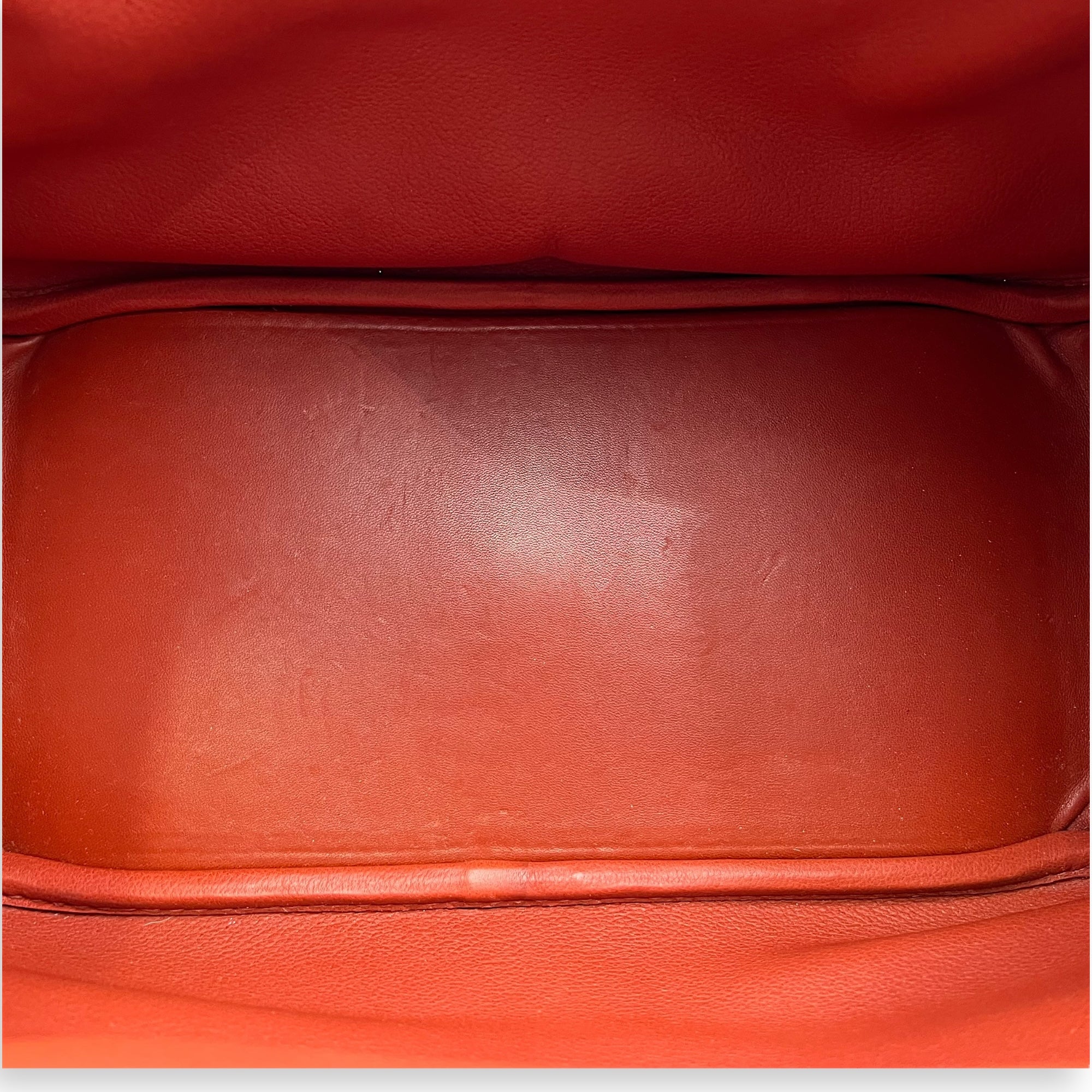 Hermès Lindy 30 Red Shoulder Bag in Clemence, Palladium hardware_6