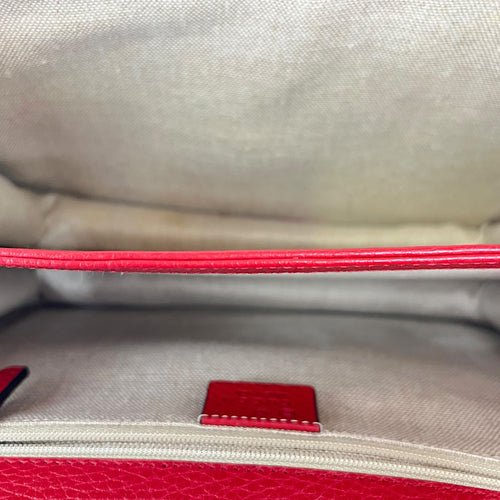 Gucci Interlocking G Shoulder Bag Red in Calfskin, Gold hardware_6