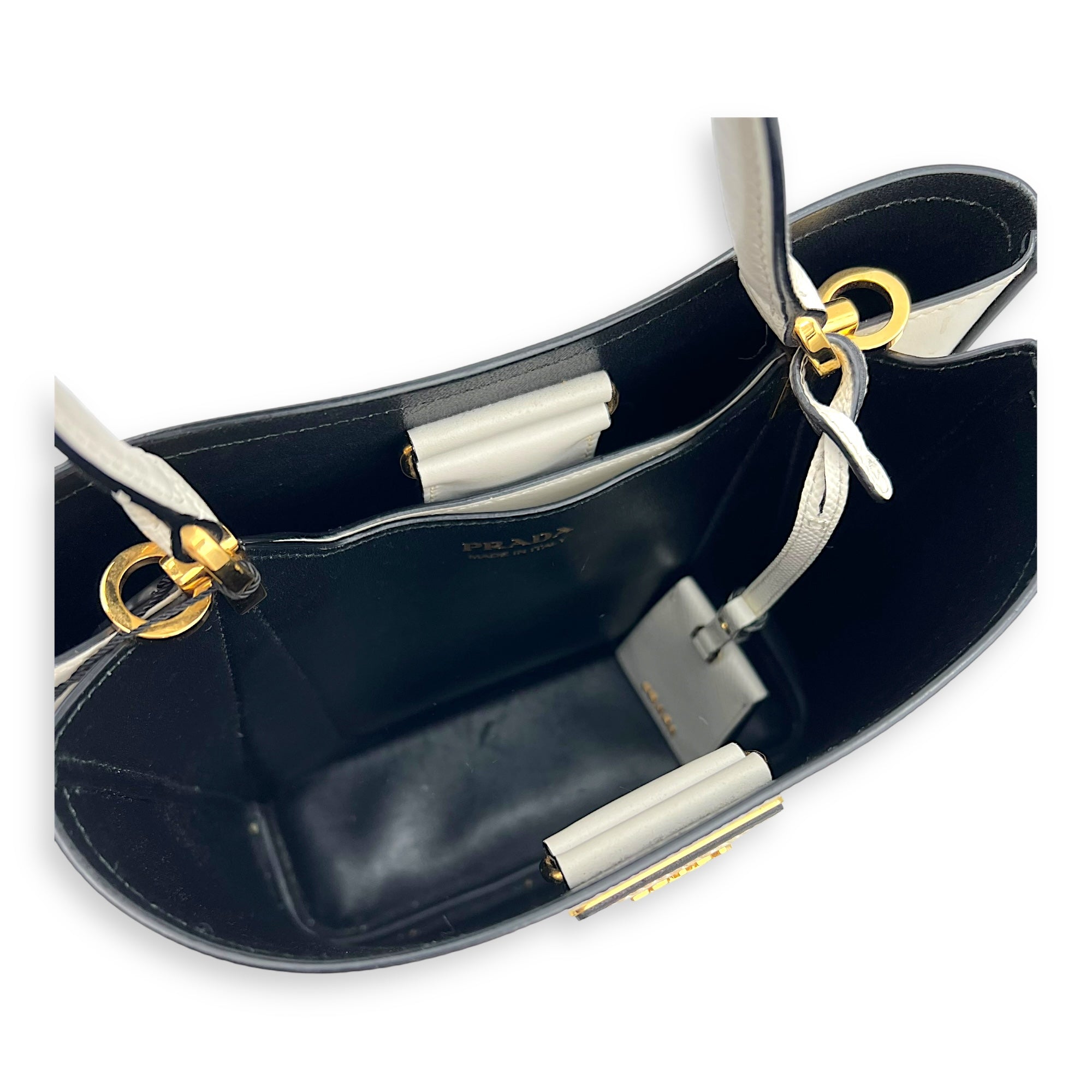 Prada Panier Bucket Bag White in Saffiano Leather, Gold hardware_3