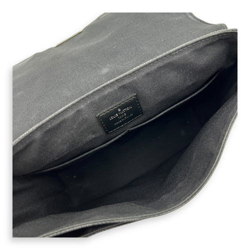 Louis Vuitton District Messenger PM Black in Coated Canvas, Silver hardware_6