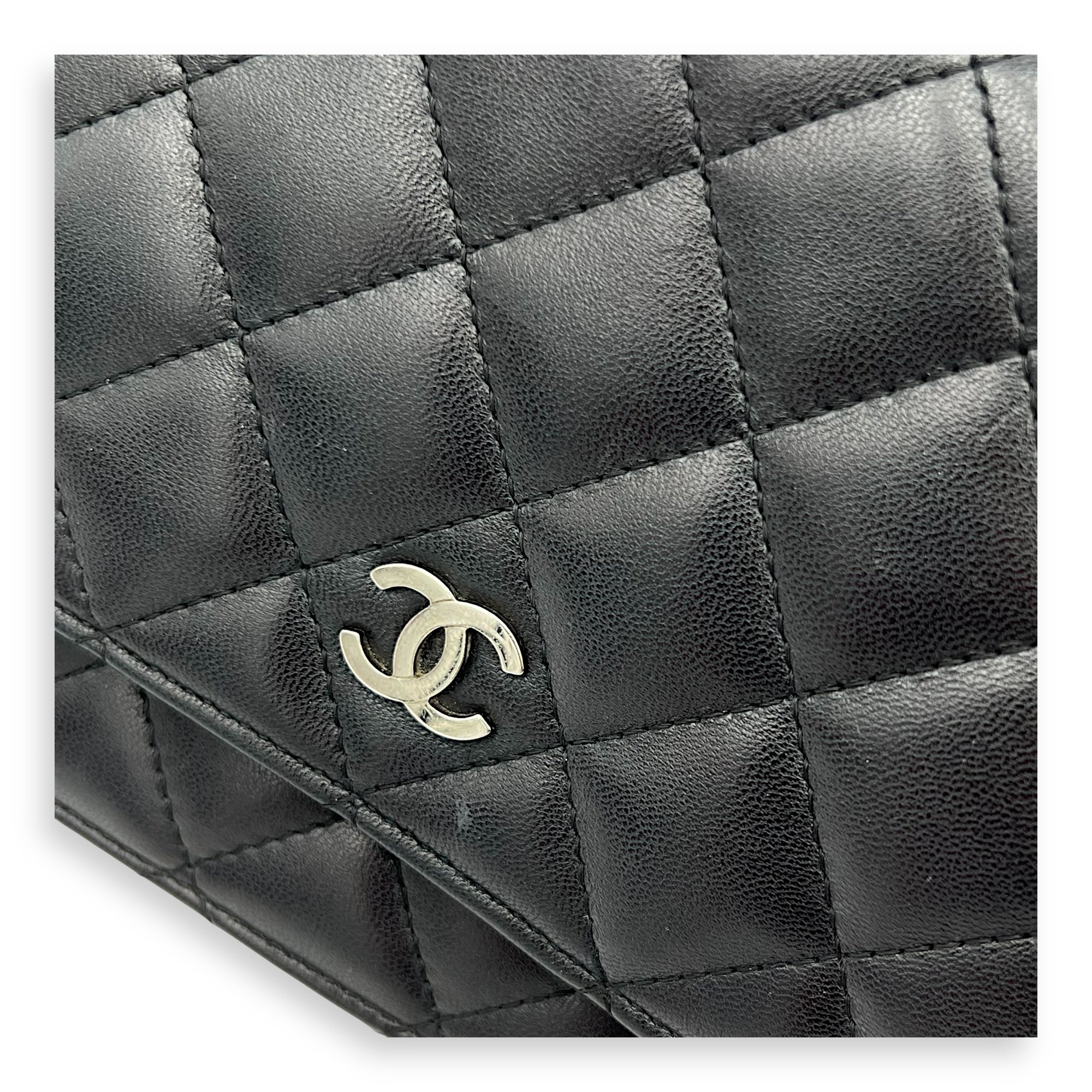 Chanel Classic CC Wallet On Chain Black in Lambskin, Silver hardware_5