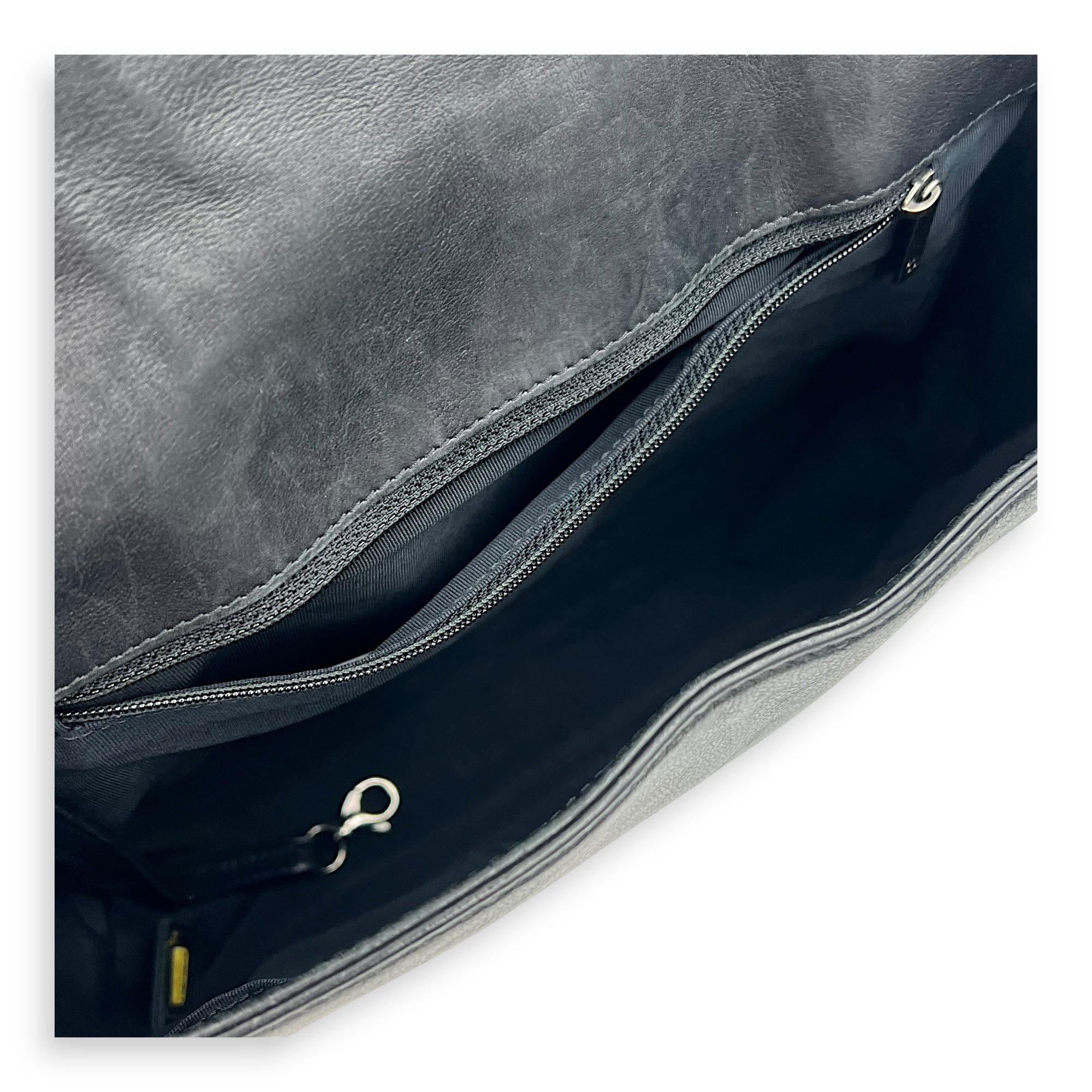 Chanel Boy Shoulder Bag Large Black in Calfskin, Ruthenium hardware_8