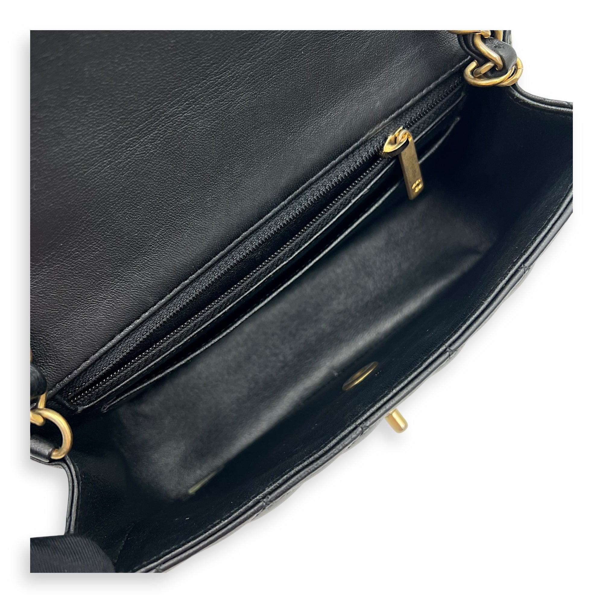 Chanel Lucky Charm Classic Mini Black Shoulder Bag in Lambskin, Mixed hardware_8