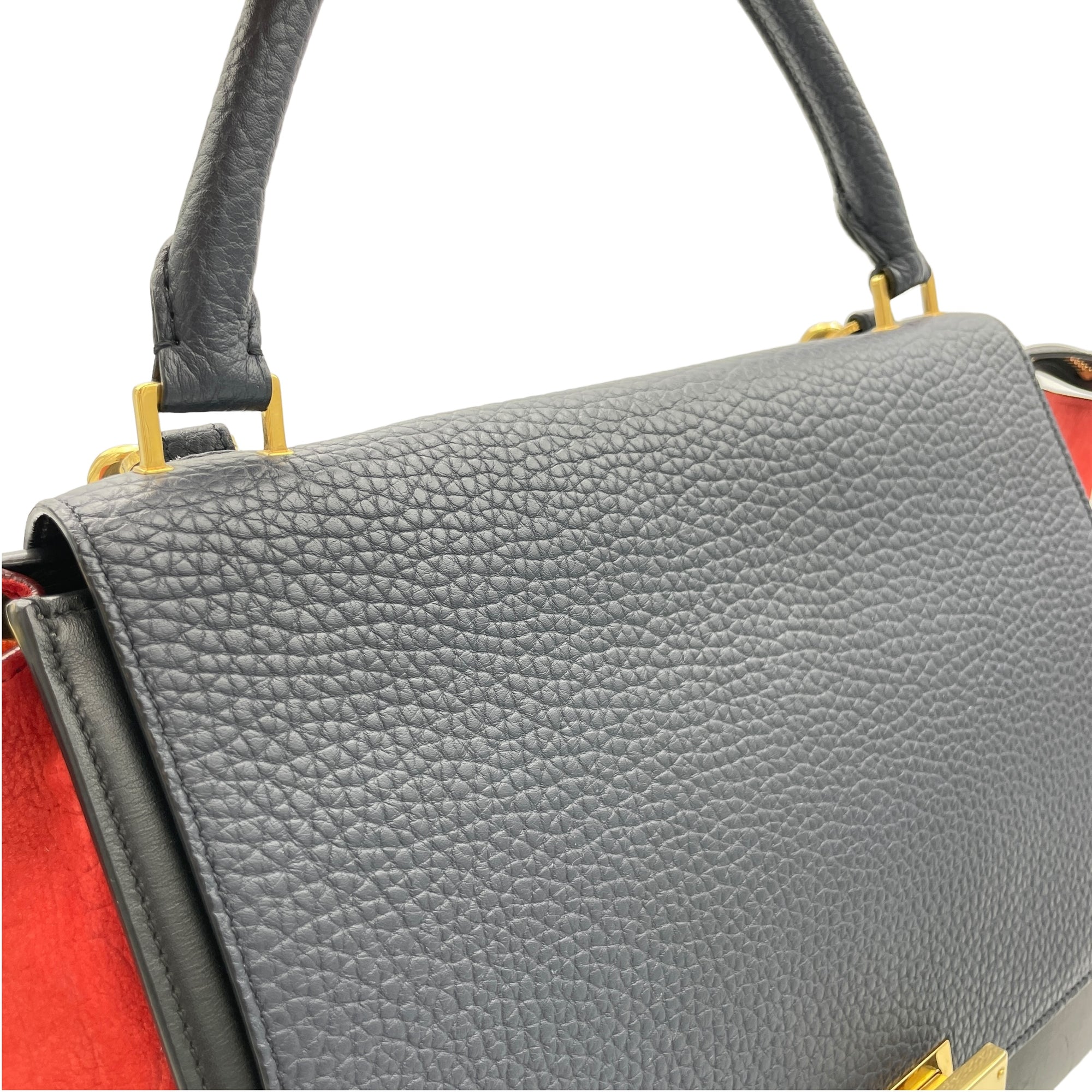 Trapeze Medium Black Top Handle Bag in Calfskin, Gold hardware