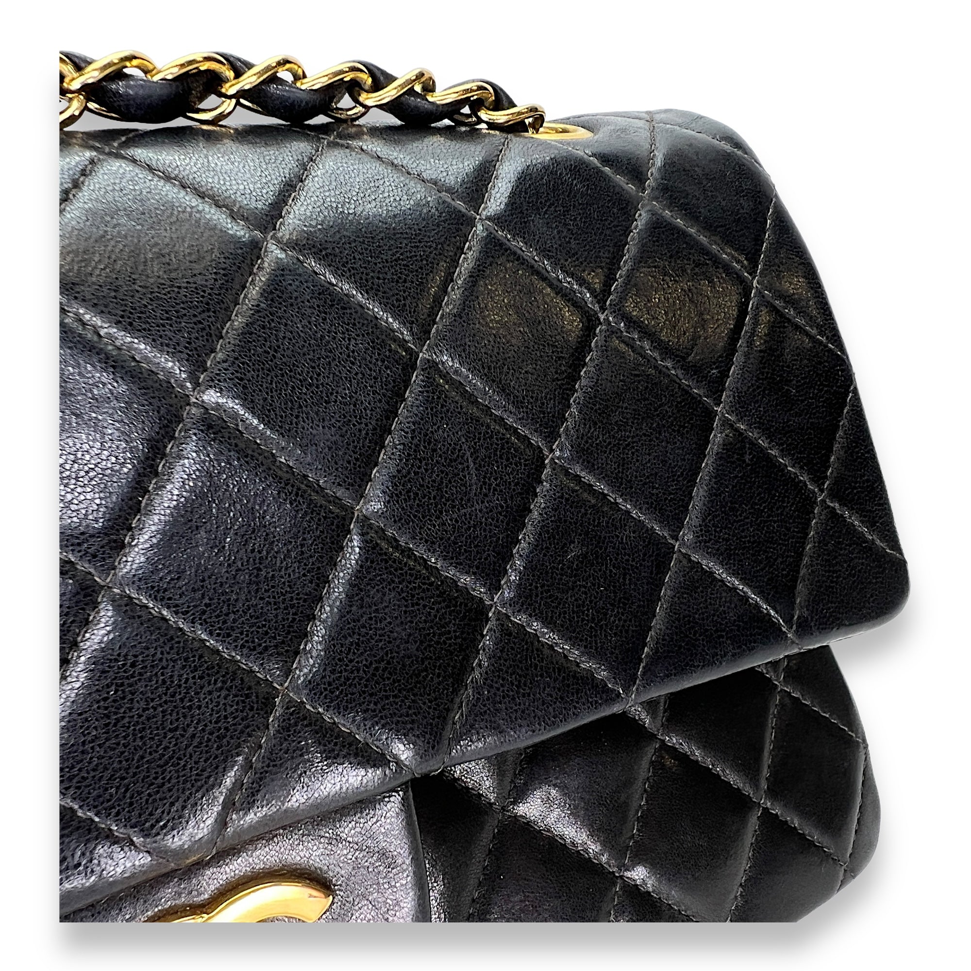 Flap Medium Black Shoulder Bag in Lambskin, Gold hardware