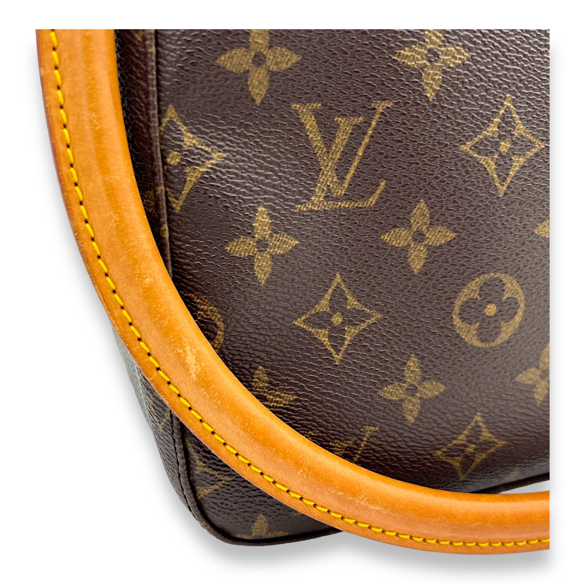 Looping Shoulder Bag MM Brown in Monogram Coated Canvas, Gold hardware