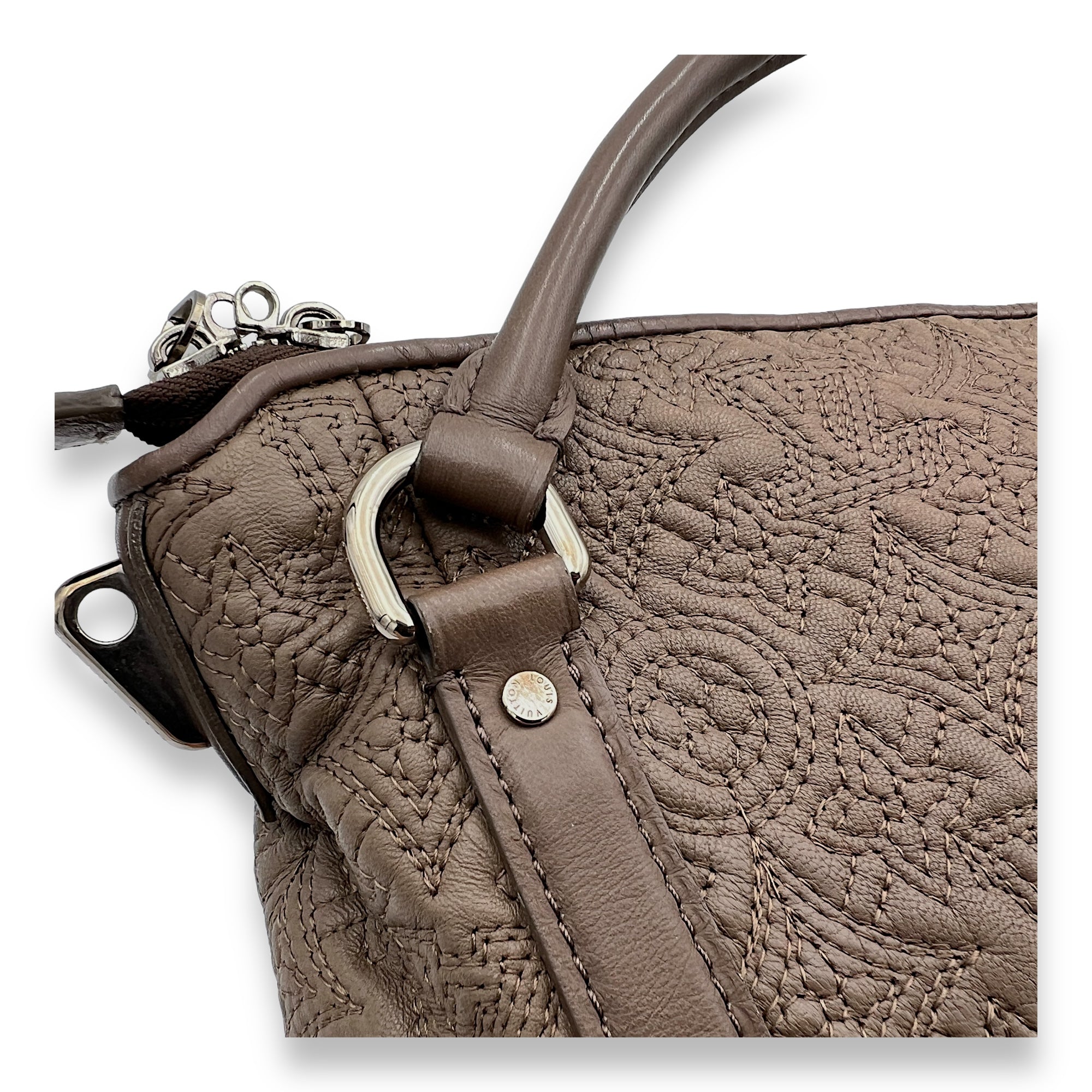 Antheia Ixia Shoulder Bag MM Brown in Calfskin, Gold hardware