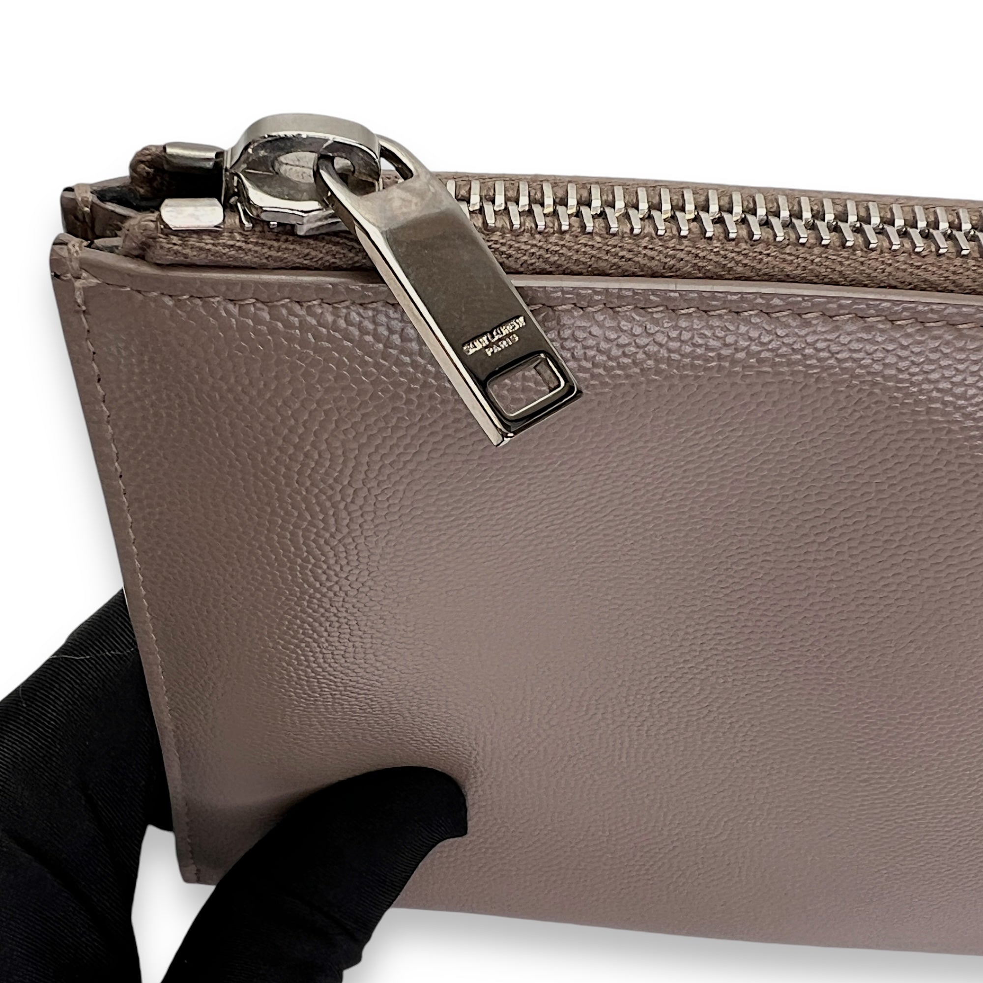 Paris Zipped Beige Pouch in Calfskin, Silver hardware