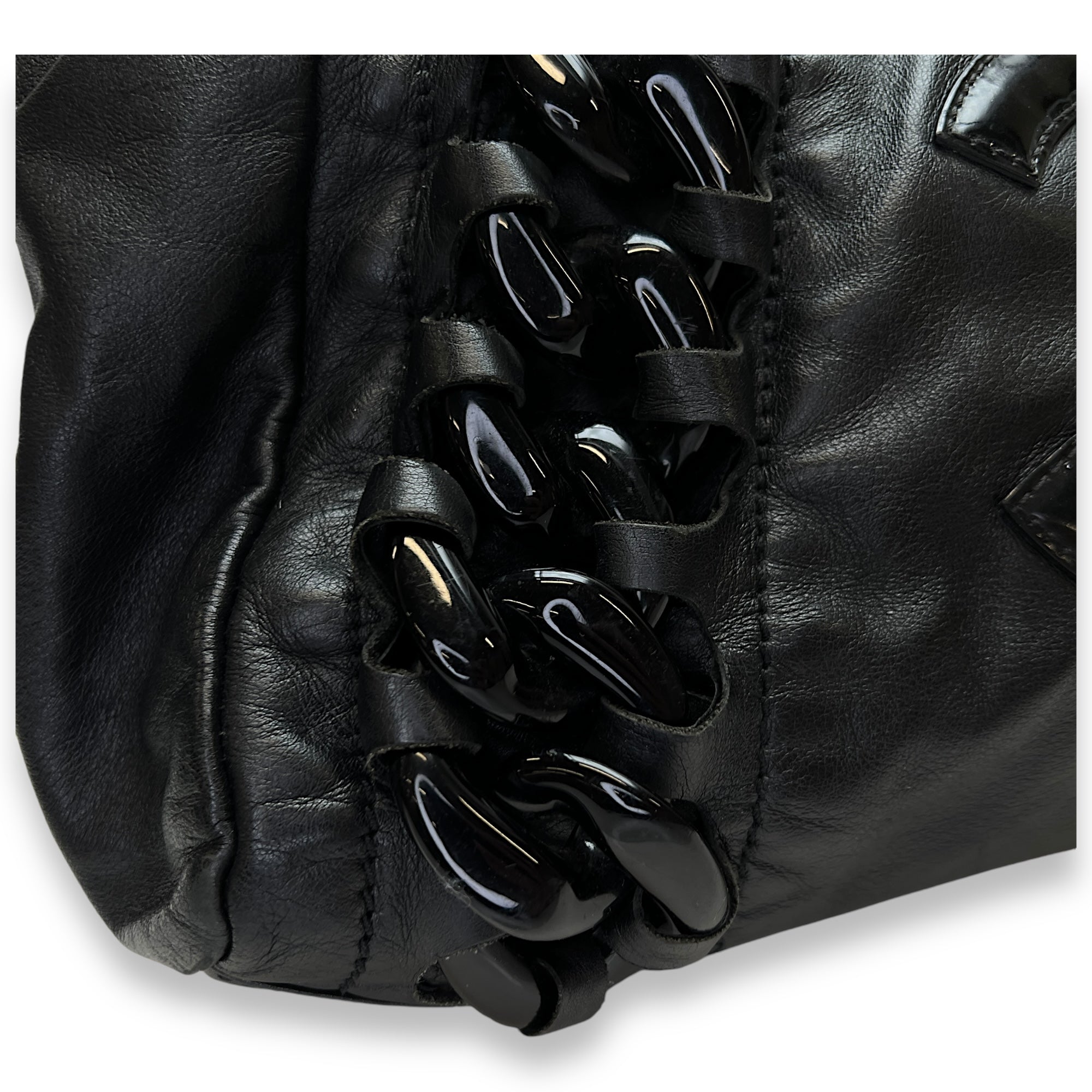 Modern Chain Rhodoid East West Black Shoulder Bag in Calfskin, Lacquered Metal hardware